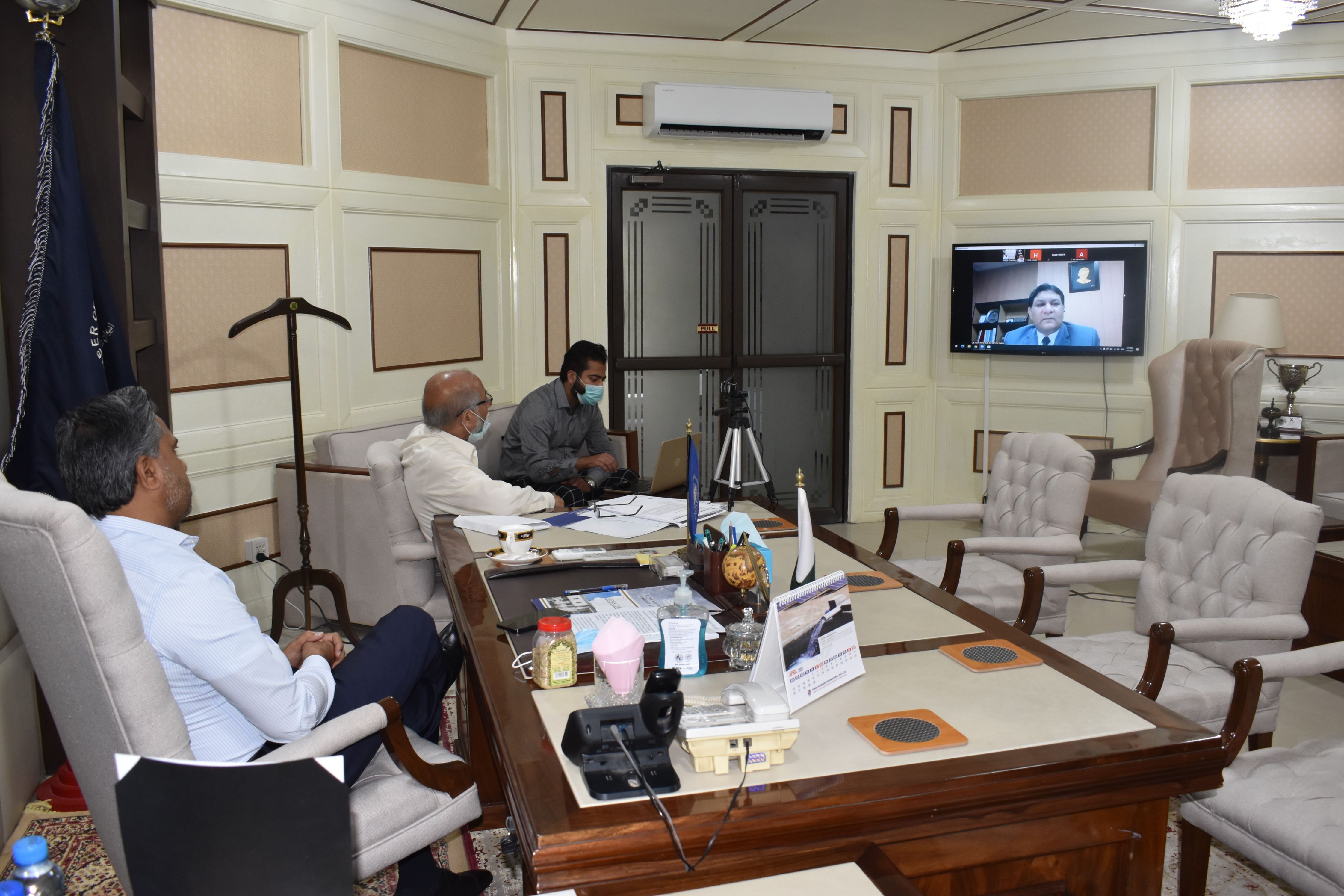 On April 7, 2021, Mr. Qaisar Iqbal Baryar, along with Mr. Shafiq Ur Rehman, Chairman, Departmental Committee on Banking and Finance, chaired a Joint Virtual Meeting between SCCI and State Bank of Pakistan to discuss issues of the industry.