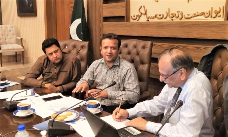 On September 28, 2021, Mr. Shahid Bashir, Ambassador/Permanent Representative of Pakistan to the World Trade Organization (WTO) visited The Sialkot Chamber of Commerce & Industry along with Officials of TDAP.  Mr. Khuram Aslam, Senior Vice President, Mr. Waqas Akram Awan, former Senior Vice President, Mr. Ikram-ul-Haq, Senior Vice Chairman of SCCI Departmental Committee on Surgical and other prominent exporters/manufacturers of the Surgical Sector attended the meeting in order to discuss the research study on “Surgical Industry of Pakistan” by Mr. Shahid Bashir.