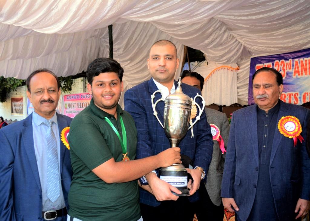 Senior Vice President, Sialkot Chamber of Commerce & Industry presided over the “23rd Annual Athletics & Sports 2021 Ceremony” held at Allama Iqbal Public High School for Boys, Sialkot on November 20, 2021.  Major (R) Mansoor Ahmed, Former President SCCI graced the event as Guest of Honor and Mr. Sheikh Zahid Hameed also participated in the ceremony.