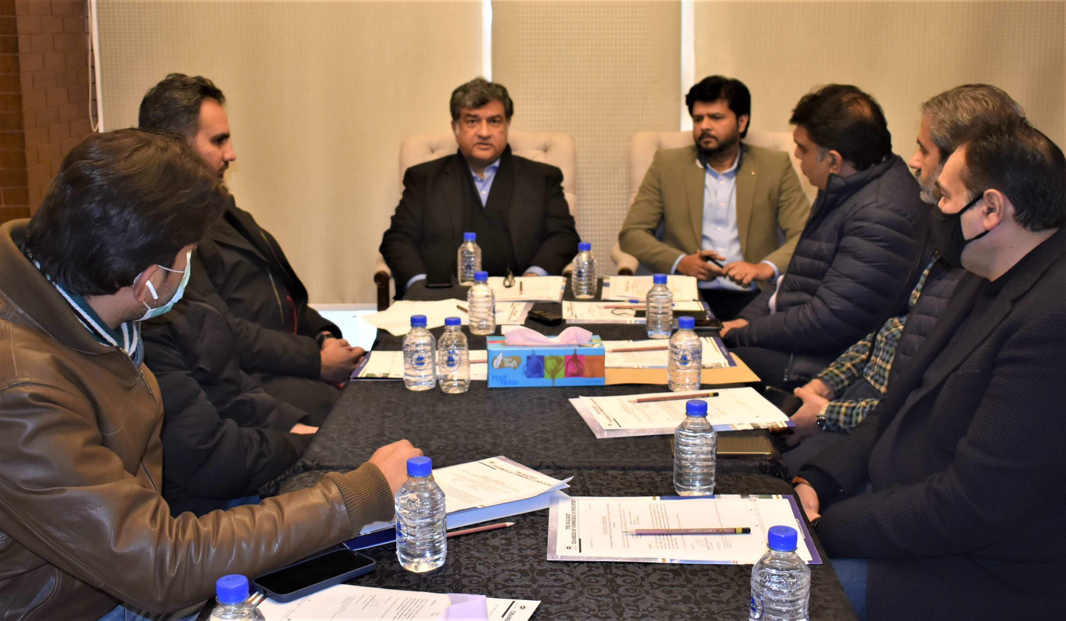 On January 15, 2022, Mr. Zeeshan Tariq, Chairman Departmental Committee on Surgical Instruments/Health/Personal Care & Allied Industries held a committee meeting in order to discuss the Notification of Amendment in S.R.O 211(I)/2009 issued by the Federal Board of Revenue (Revenue Division), Government of Pakistan.  Under this Notification the rate of ‘Repayment of Custom Duties’ on Surgical/Medical/Dental/Veterinary/Manicure & Pedicure Instruments etc. has been amended by the Department is directly affecting Sialkot most prominent export industries. Mian Imran Akbar, President Sialkot Chamber of Commerce & Industry and Mr. Waqas Raza Chairman of Pakistan Surgical Instruments Manufacturers Association (SIMAP) also attended the meeting.