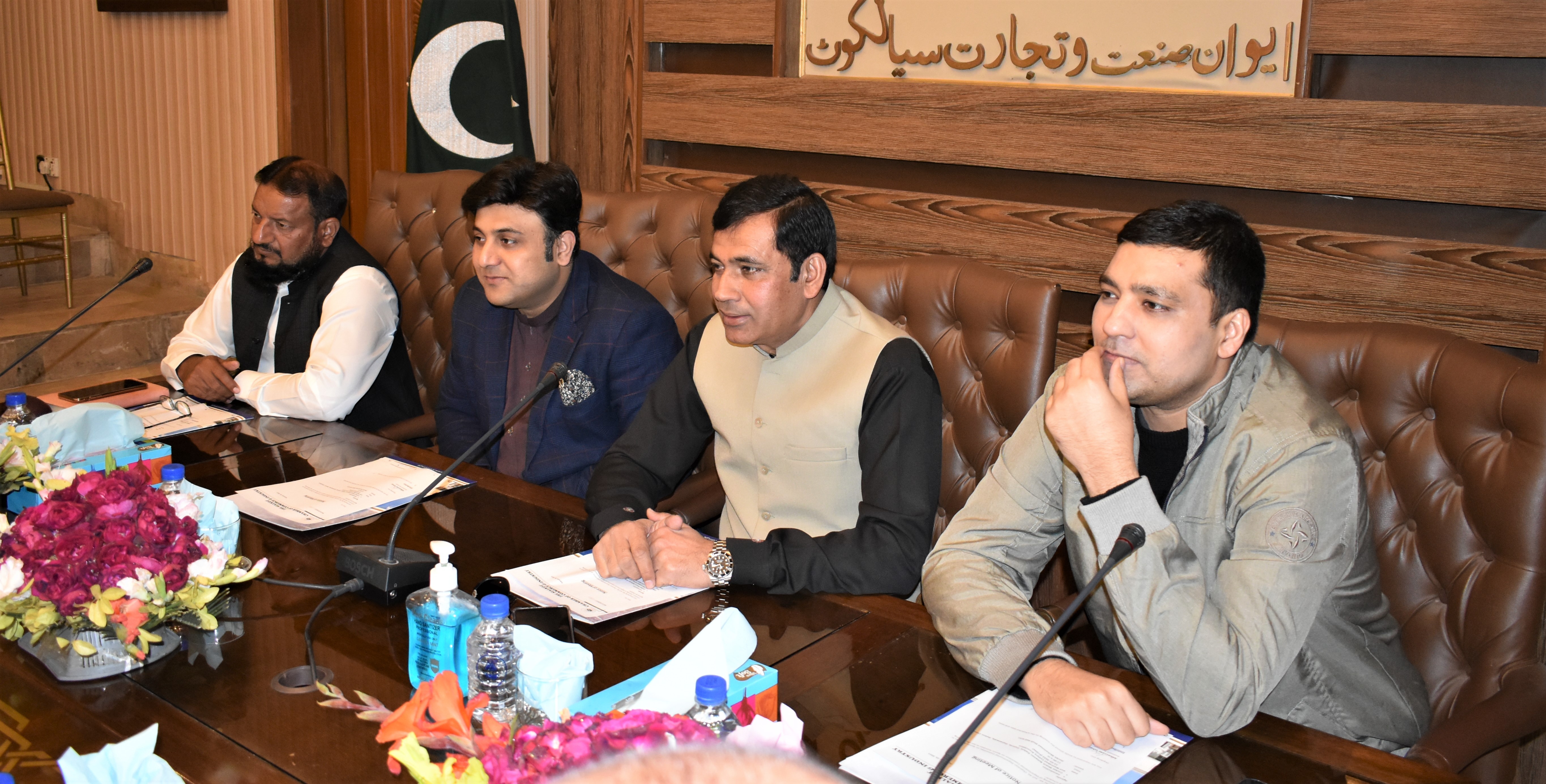 On February 11, 2022, SCCI’s Departmental Committee on Sports Activities held a meeting to discuss the arrangements regarding the cricket match scheduled between Sialkot, Gujrat, Gujranwala, Jehlum Chambers of Commerce and Wazirabad Cutlery Association.