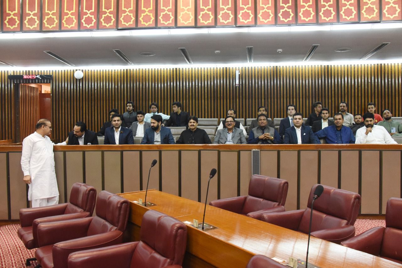 A delegation of Sialkot Chamber of Commerce & Industry led by Sheikh Zohaib Rafique Sethi, Senior Vice President visited the National Assembly of Pakistan, Islamabad on June 24, 2022.  During the meeting with Honorable Raja Pervaiz Ashraf, Speaker National Assembly of Pakistan, Sheikh Zohaib Rafique Sethi appreciated the role of the national assembly as it ensures that the government functions within the parameters set out in the Constitution.  Mr. Asif Ali, Mr. Adnan Yousaf, Mr. Muhammad Shahbaz, Mr. Saleem Akhtar Bhutta, Mr. Shoaib Imtiaz and Mr. Awais Ahmad, Executive Committee Members of Sialkot Chamber were also part of the said Delegation.