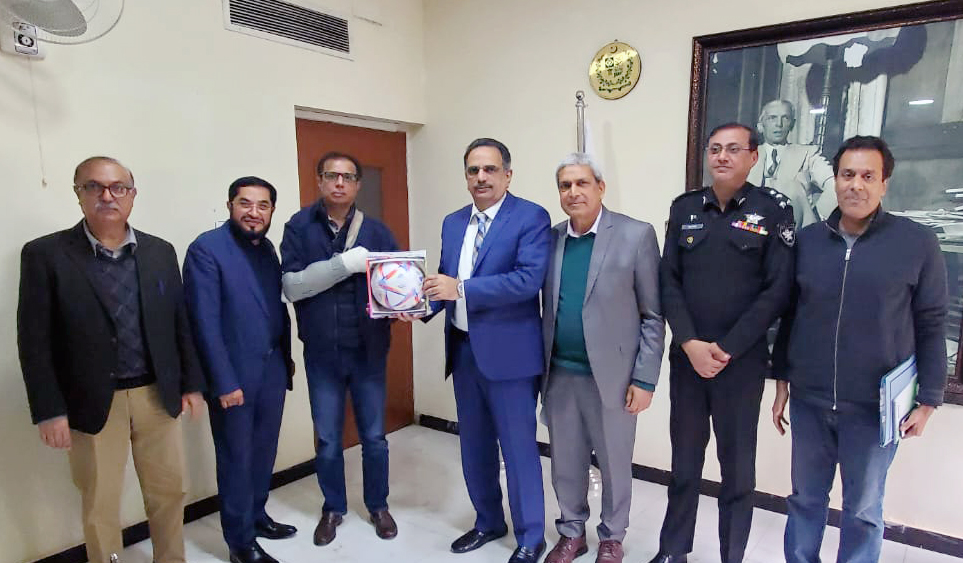 On January 30, 2023, Mr Abdul Ghafoor Malik, President Chamber led delegation of the Sialkot Chamber of Commerce and Industry for a meeting with Mr Imdad ullah Bosal, Federal Secretary Industries to discuss the matters pertaining to Sialkot Export Processing Zone.