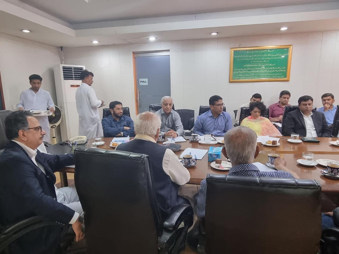 On June 20, 2023 (Tuesday) A delegation of the Sialkot Chamber of Commerce & Industry visited the Punjab Small Industries Corporation (PSIC) head office, Lahore under the leadership of Mr. Abdul Ghafoor Malik, President SCCI and had a meeting with Mr. Muhammad Asim Javaid, Managing Director, PSIC and Dr. Saima Saleem, Deputy Director Environment Protection Department (EPD), Punjab on the issues including but not limited to Export Processing Zone, Sialkot, Sports Goods and Materials Testing Lab and Sialkot Tannery Zone.