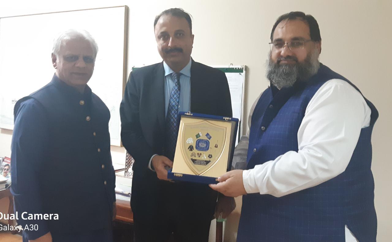 Meeting with Tariq Karim Director General (EC&OIC) and D-8 Commissioner, Ministry of Foreign Affairs, Islamabad. And discussed the issues related Documents Attestation for Sialkot industry, at MOFA on Feb 26, 2021