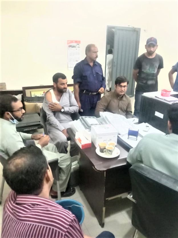 Laborers of a local factory in Sialkot receiving vaccination from “COVID-19 Mobile Vaccination Drive”; a mobile vaccination facility by SCCI to vaccinate the labor within their factories.