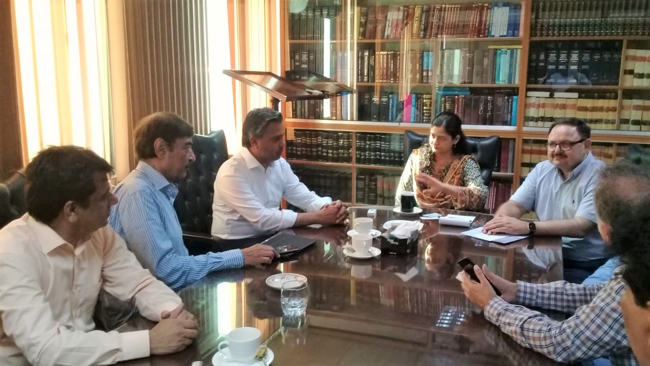 On July 05, 2021, Mr. Qaisar Iqbal Baryar, President, Sialkot Chamber of Commerce and Industry was invited to have a meeting with Ms. Saadia Gillani, Chief Commissioner, RTO Sialkot to have discussion on issues regarding 5% Withholding Sales Tax on Export Companies.  Ch. Zulfiqar Ahmed Hayat, Chairman, SCCI Departmental Committee on (FBR/Custom/Sales Tax/ Federal Taxation, Excise & Provincial Taxation) also participated in the meeting.