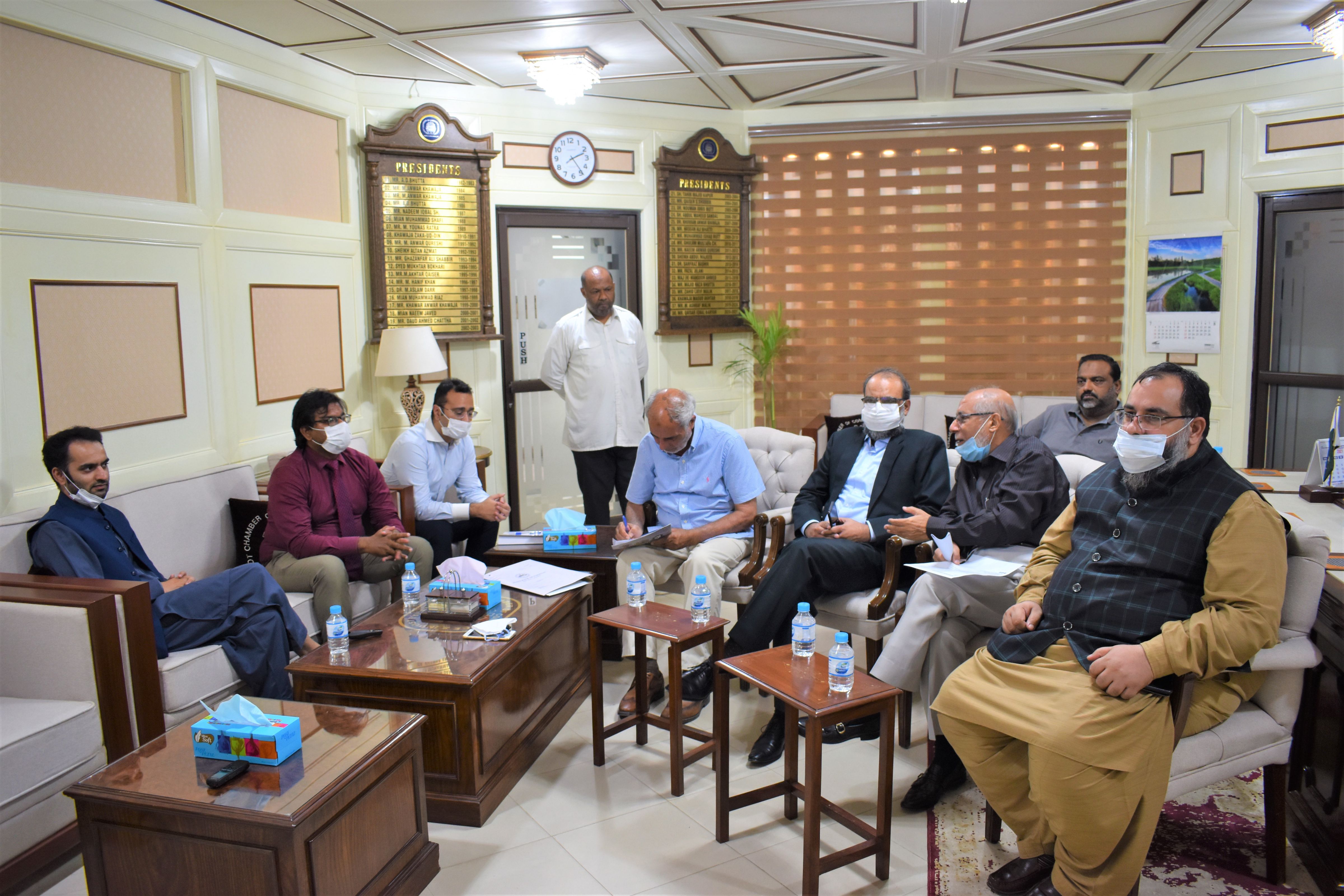On August 05, 2021, A Delegation of State Bank of Pakistan led by Mr. Saqib Jamal Qureshi, Senior Deputy Chief Manager, BSC, SBP Sialkot visited Sialkot Chamber of Commerce & Industry and had a meeting with Mr. Khuram Aslam, Senior Vice President, SCCI to brief about Sector of the year initiative “Renewable Energy” of SBP.   The Delegation also comprised Mr. Muhammad Nauman Nadeem, Assistant Chief Manager, Mr. Ali Raza Shahid, Senior Officer and Mr. Safian Taseer, Senior Officer, SBP BSC Sialkot.    Mr. M Nauman Nadeem presented the details of the scheme and had Q/A session.   Mr. Shafiq ur Rehman, Chairman, SCCI Departmental Committee on Banking & Finance assured maximum facilitation from SCCI to State Bank of Pakistan in this initiative.