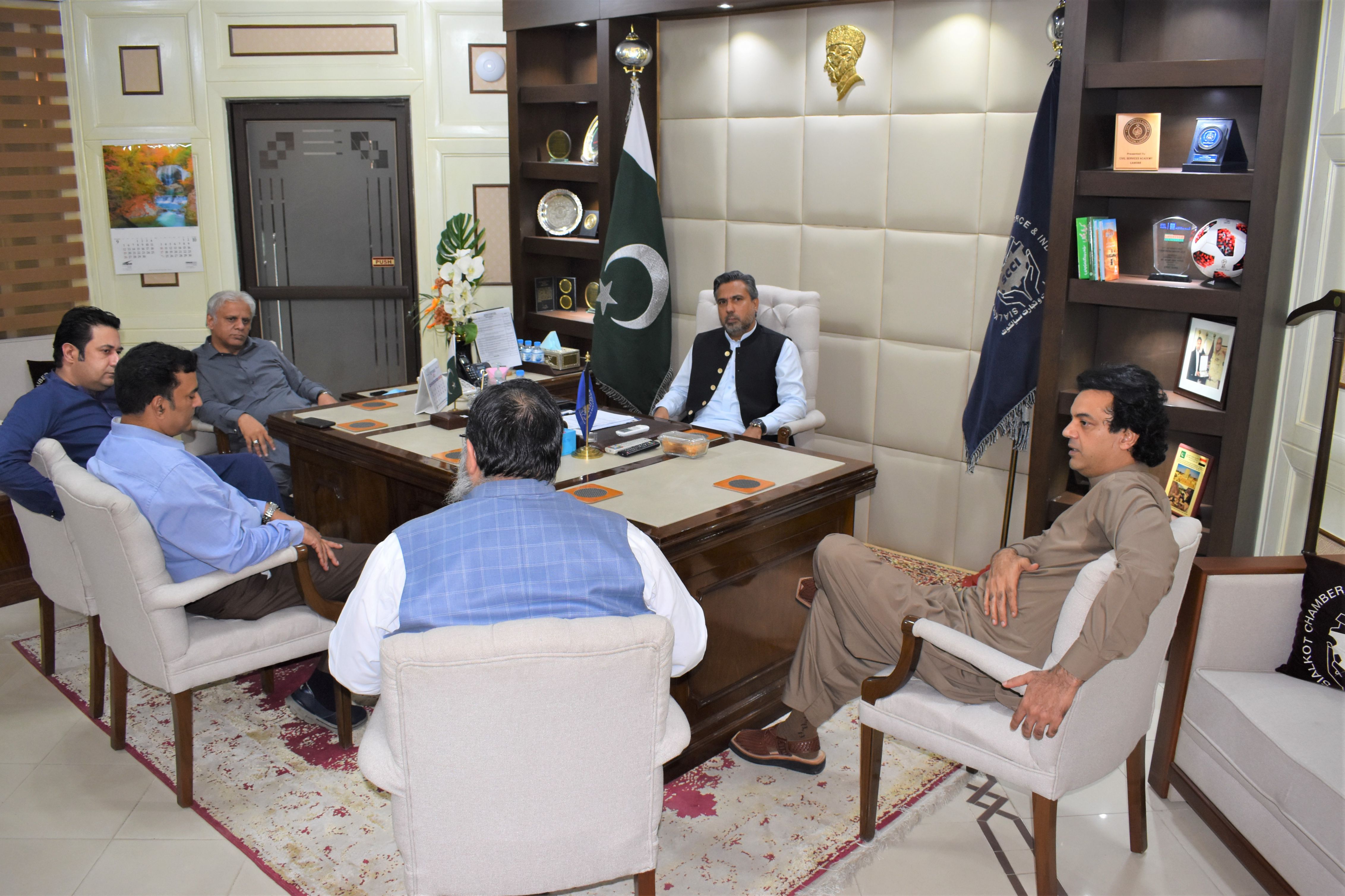 On September 10, 2021, Mr. Usman Dar, Special Assistant to Prime Minister on Youth Affairs visited Sialkot Chamber of Commerce & Industry to discuss matters related to Industry of Sialkot. Mr. Qaisar Iqbal Baryar, President, Mr. Khuram Aslam, Senior Vice President, Mr. Ansar Aziz Puri, Vice President, SCCI and Executive Committee Members of SCCI received the Guest. On September 10, 2021, Mr. Usman Dar, Special Assistant to Prime Minister on Youth Affairs visited Sialkot Chamber of Commerce & Industry to discuss matters related to Industry of Sialkot. Mr. Qaisar Iqbal Baryar, President, Mr. Khuram Aslam, Senior Vice President, Mr. Ansar Aziz Puri, Vice President, SCCI and Executive Committee Members of SCCI received the Guest.