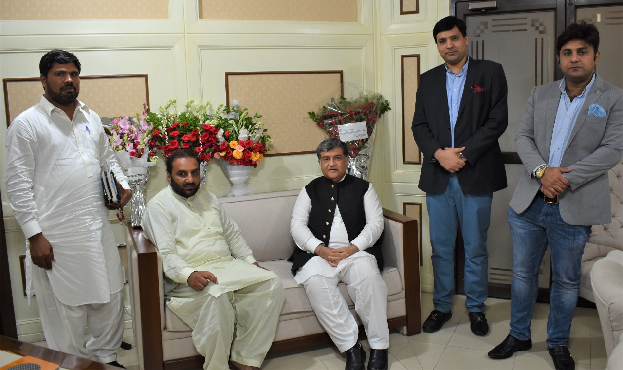 On October 06, 2021, President along with Senior Vice President and Vice President, The Sialkot Chamber of Commerce & Industry had a meeting with Mr. Ghulam Mustafa Arain, District Civil Defence Officer, Sialkot to discuss matters pertaining to Fire prevention measures in Industry of Sialkot. On October 06, 2021, President along with Senior Vice President and Vice President, The Sialkot Chamber of Commerce & Industry had a meeting with Mr. Ghulam Mustafa Arain, District Civil Defence Officer, Sialkot to discuss matters pertaining to Fire prevention measures in Industry of Sialkot.