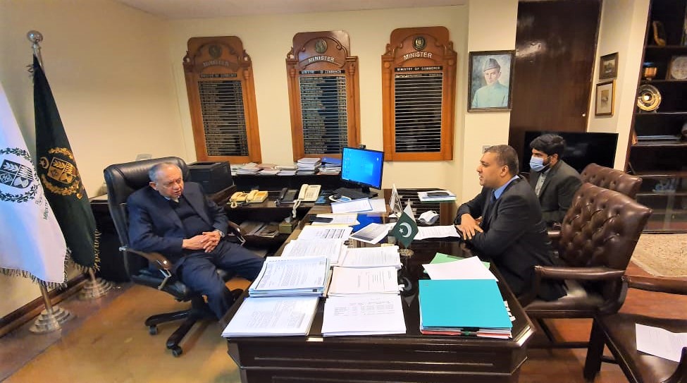 On December 15, 2021 Senior Vice President, Sialkot Chamber of Commerce & Industry met Mr, Abdul Razak Dawood, Advisor to Prime Minister on Commerce & Investment and discussed various issues related to the Industry of Sialkot. Mr. Abdul Razak Dawood assured his full cooperation in resolving the issues faced by the SMEs of Sialkot.