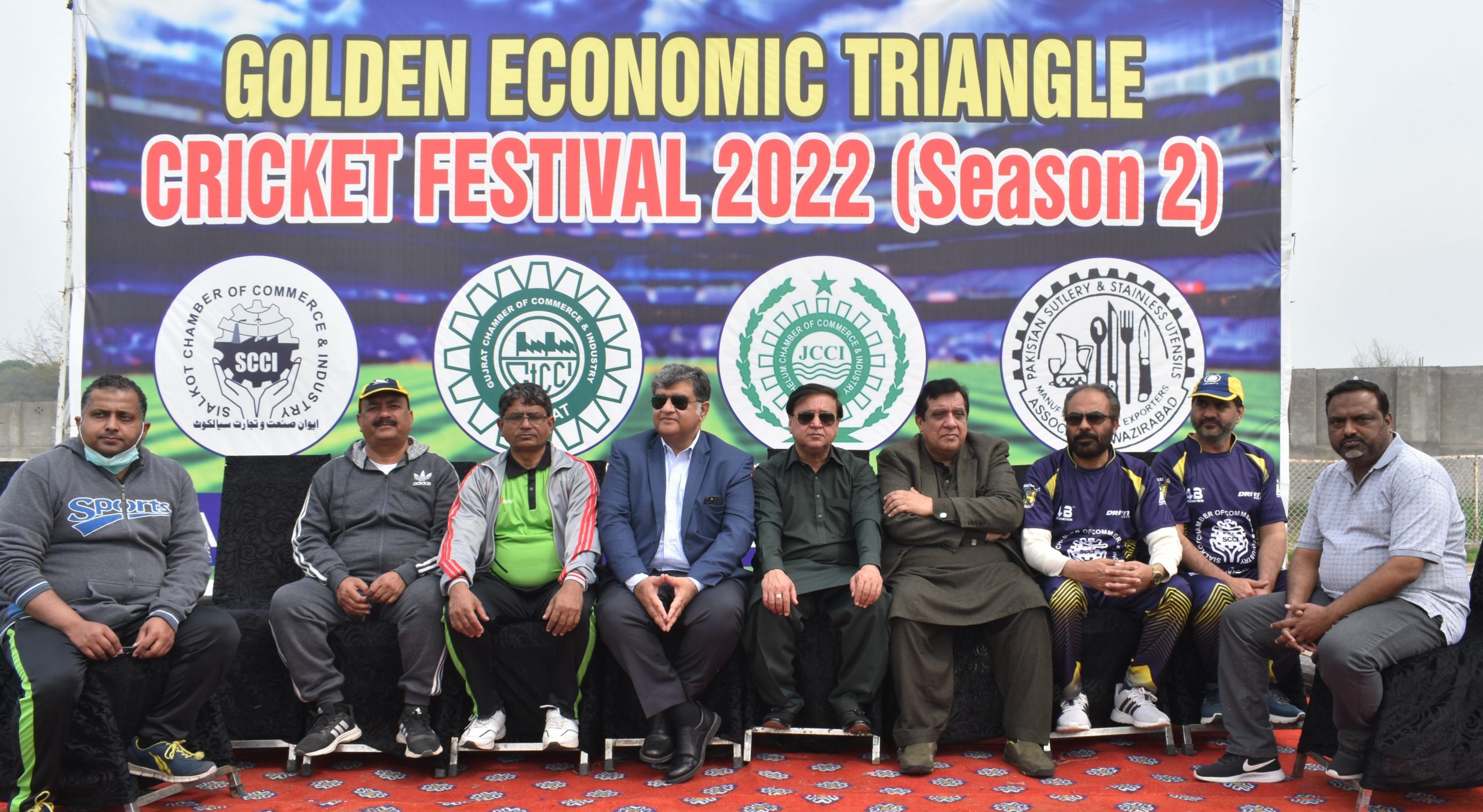 Sialkot Chamber of Commerce & Industry hosted second “Golden Economic Triangle Cricket Festival 2022” held between the Teams of Sialkot, Gujrat, Jhelum Chamber of Commerce & Industry and Wazirabad Cutlery Association.  President Sialkot Chamber Mian Imran Akbar honored the event as Chief Guest. Mr. Naeem Imtiaz Gondal, President Gujrat Chamber, Mr. Umar Mushtaq Bargatt, President Jhelum Chamber and Mr. Muhammad Khalid Mughal, Chairman Wazirabad Cutlery Association also participated in the Tournament.