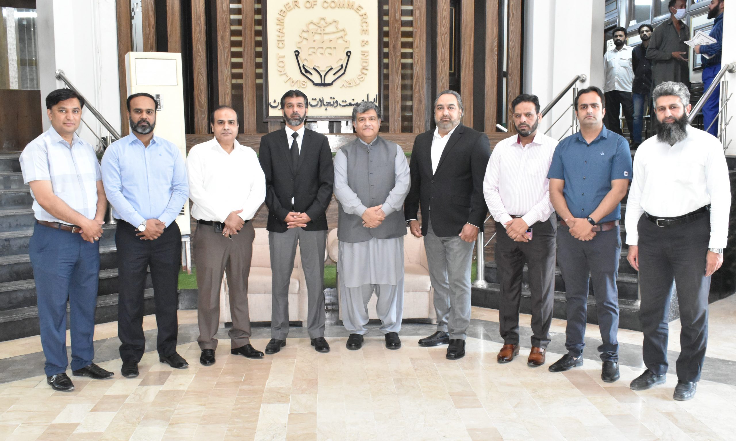 Mr. Muhammad Tafheem Ijaz Khan, Newly elected President of the Sialkot Tax Bar Association visited the Sialkot Chamber of Commerce & Industry on April 23, 2022. Mian Imran Akbar, President, Sialkot Chamber extended his heartiest felicitations to Mr. Muhammad Tafheem Ijaz Khan and assured his full support in areas of mutual cooperation and future collaborations.